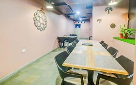 Super Townhouse Dewas City Formerly Utsav Hotel India